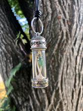 Deadly on the go Vial